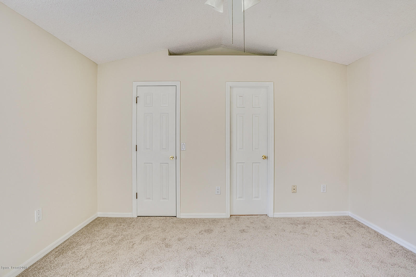2139 Lansing Street Melbourne, FL 32935 - Photo 13 of 19 11_2139LansingSt-0061_mls