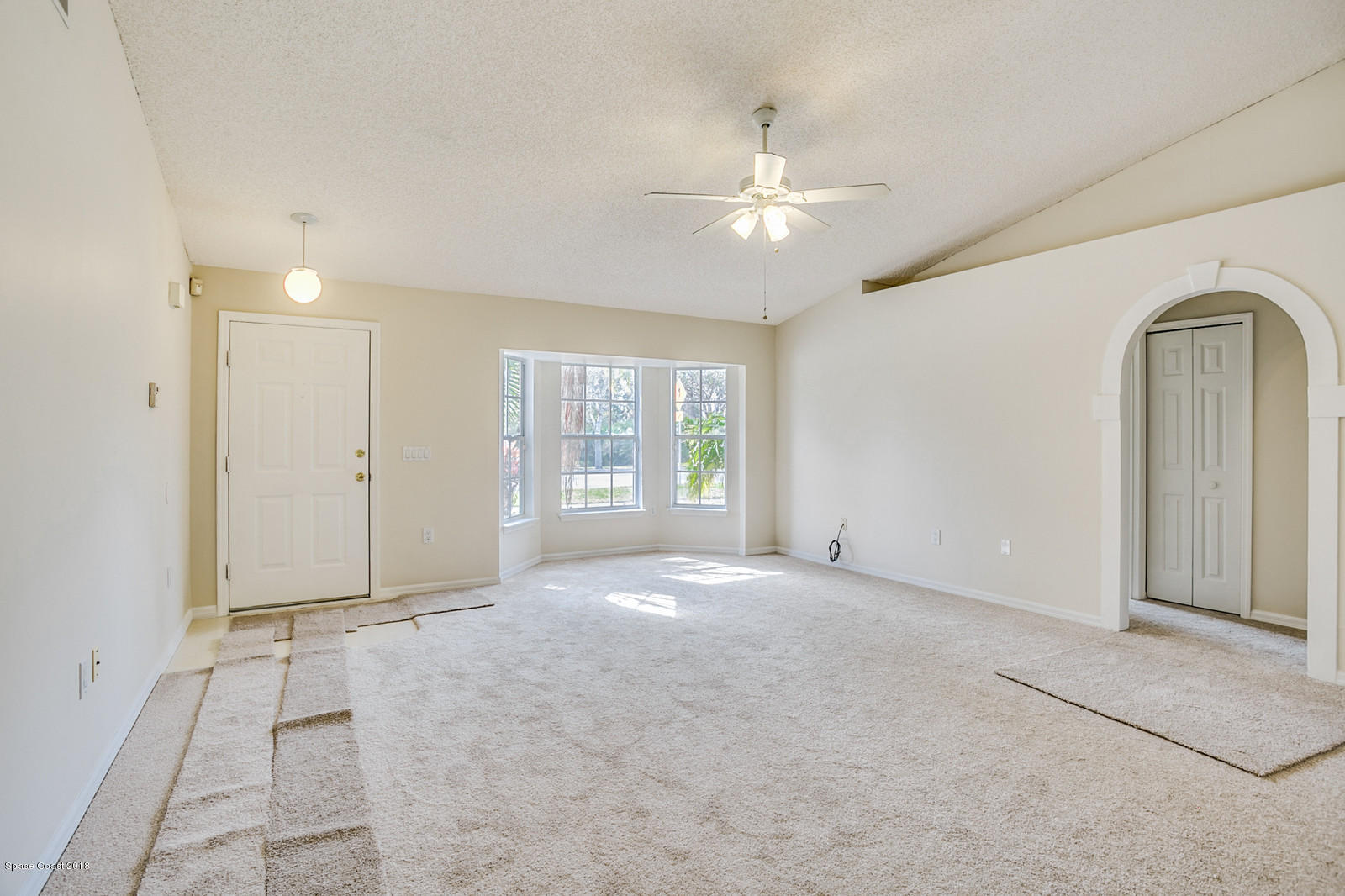 2139 Lansing Street Melbourne, FL 32935 - Photo 6 of 19 03_2139LansingSt-0091_mls
