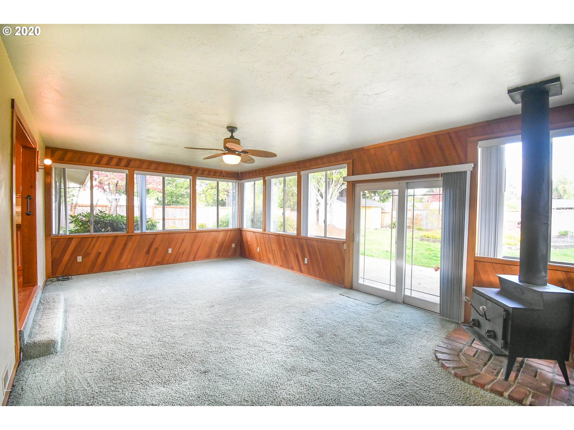 2765 Crocker Road Eugene, OR 97404 - Photo 17 of 32 Gallery Image 17
