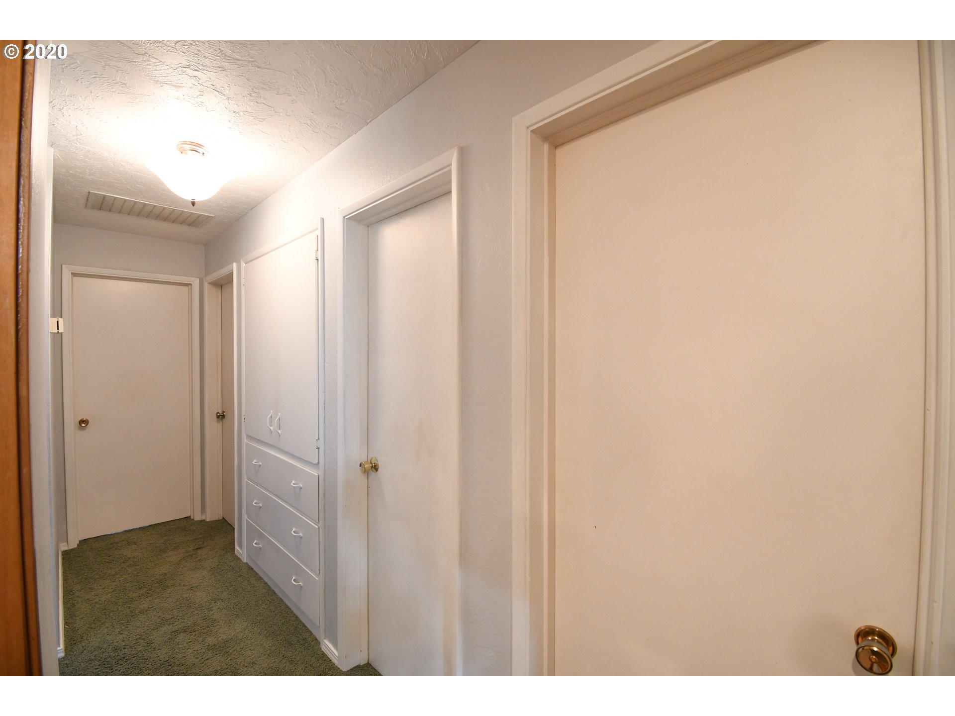 2765 Crocker Road Eugene, OR 97404 - Photo 18 of 32 Gallery Image 18