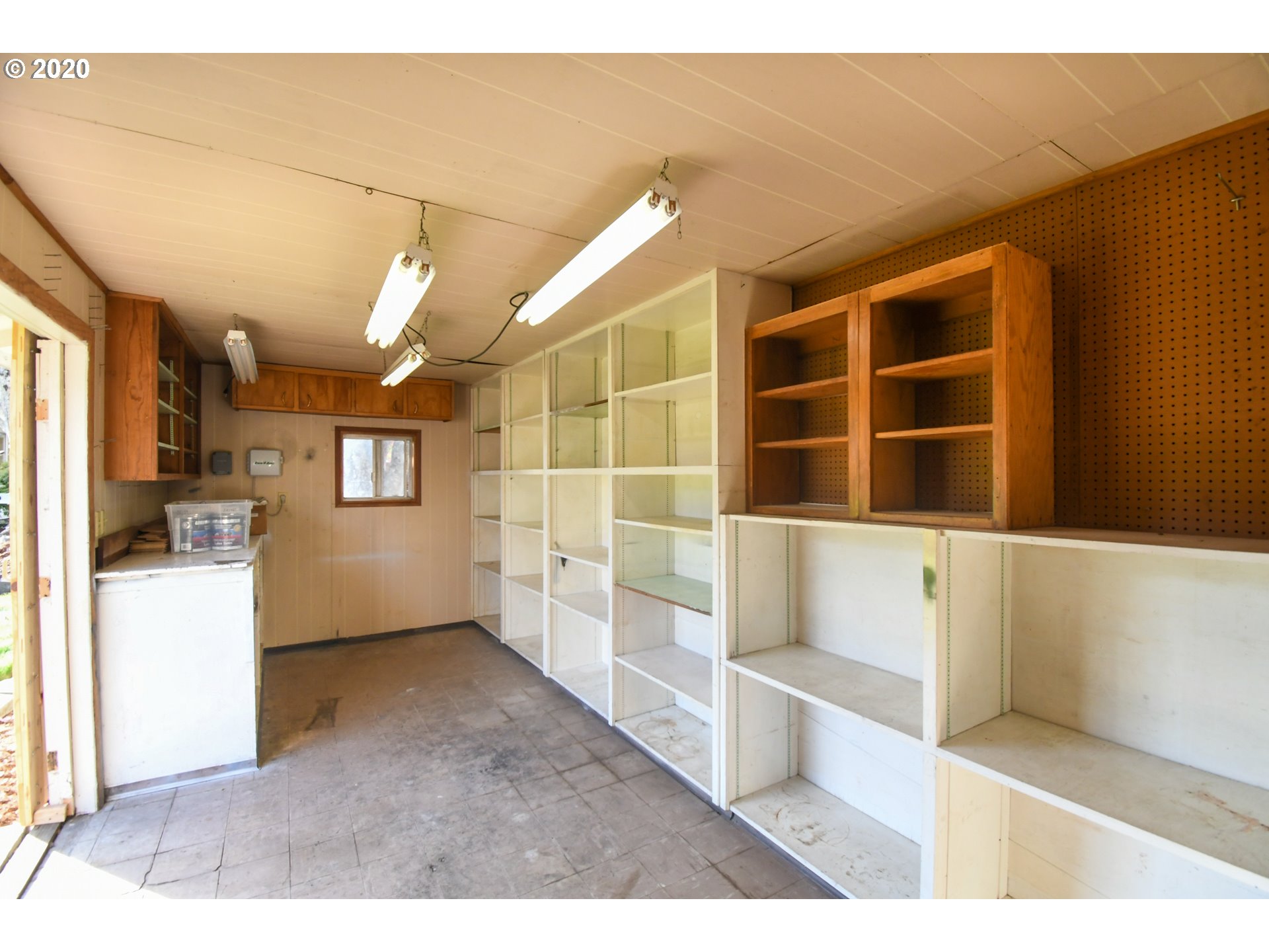 2765 Crocker Road Eugene, OR 97404 - Photo 31 of 32 Gallery Image 31