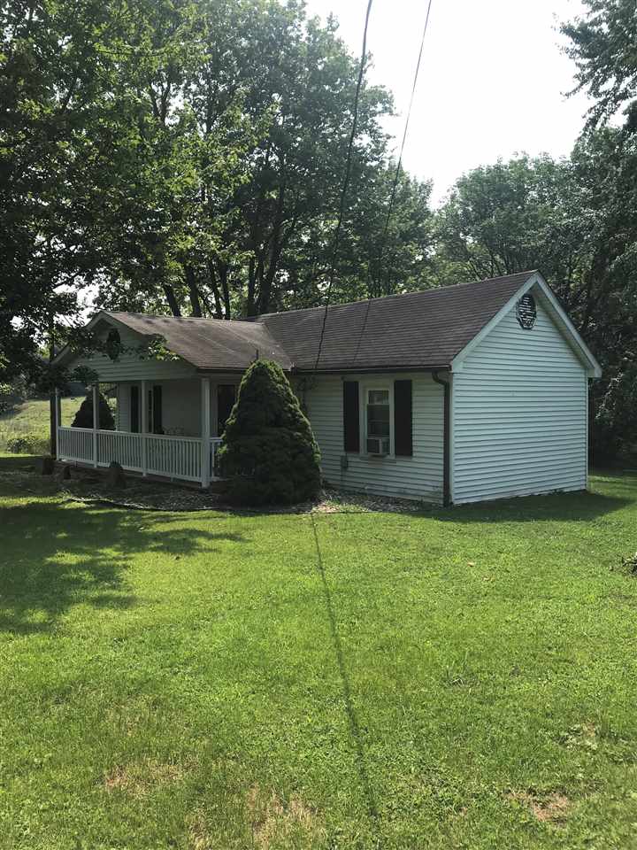 1786 East Antioch Road Bloomfield, IN 47424 - Photo 1 of 12