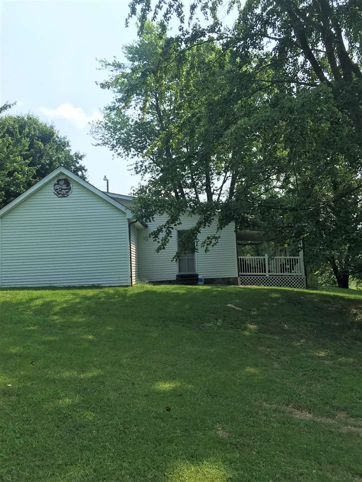 1786 East Antioch Road Bloomfield, IN 47424 - Photo 4 of 12