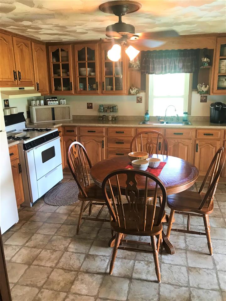 1786 East Antioch Road Bloomfield, IN 47424 - Photo 9 of 12