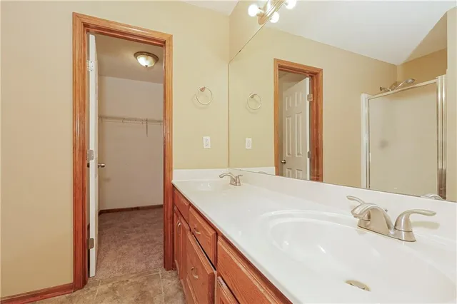 $2,080 | 3022 Southwest Shadow Brook Drive, Blue Springs, MO 64015