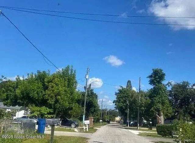 a view of a basketball court