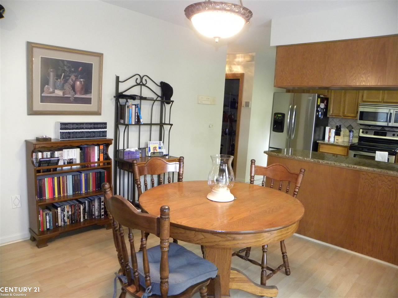 2179 Rochelle Park Drive, Unit 64 Rochester Hills, MI 48309 - Photo 11 of 25