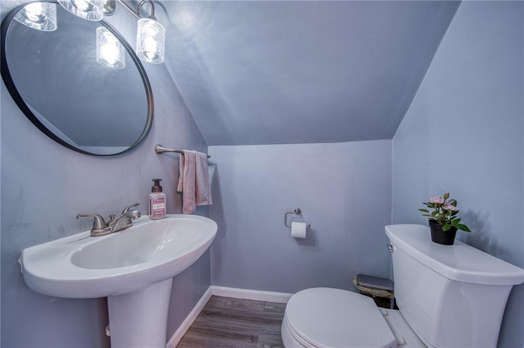110 McKinney Road Wexford, PA 15090 - Photo 32 of 50 Gallery Image 32