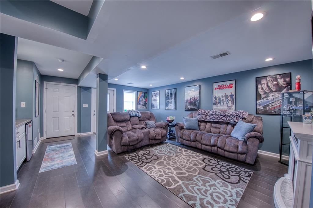 110 McKinney Road Wexford, PA 15090 - Photo 33 of 50 Gallery Image 33