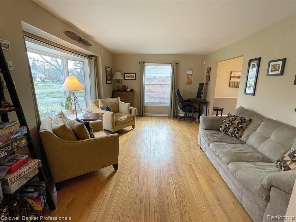 5535 Wild Ridge Lane West Bloomfield, MI 48322 - Photo 2 of 29