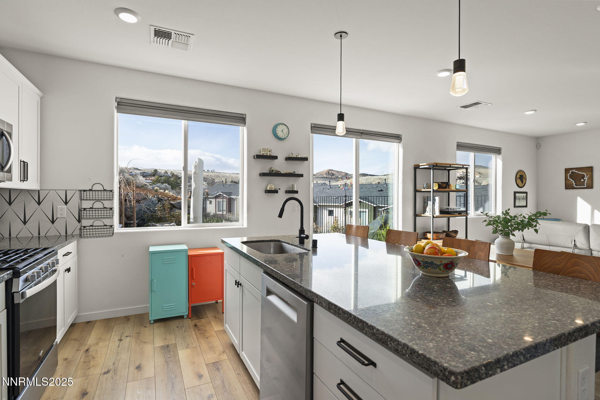 1023 Big Rock Loop Sun Valley, NV 89433 - Photo 11 of 29 12-web-or-mls-_DSC1851