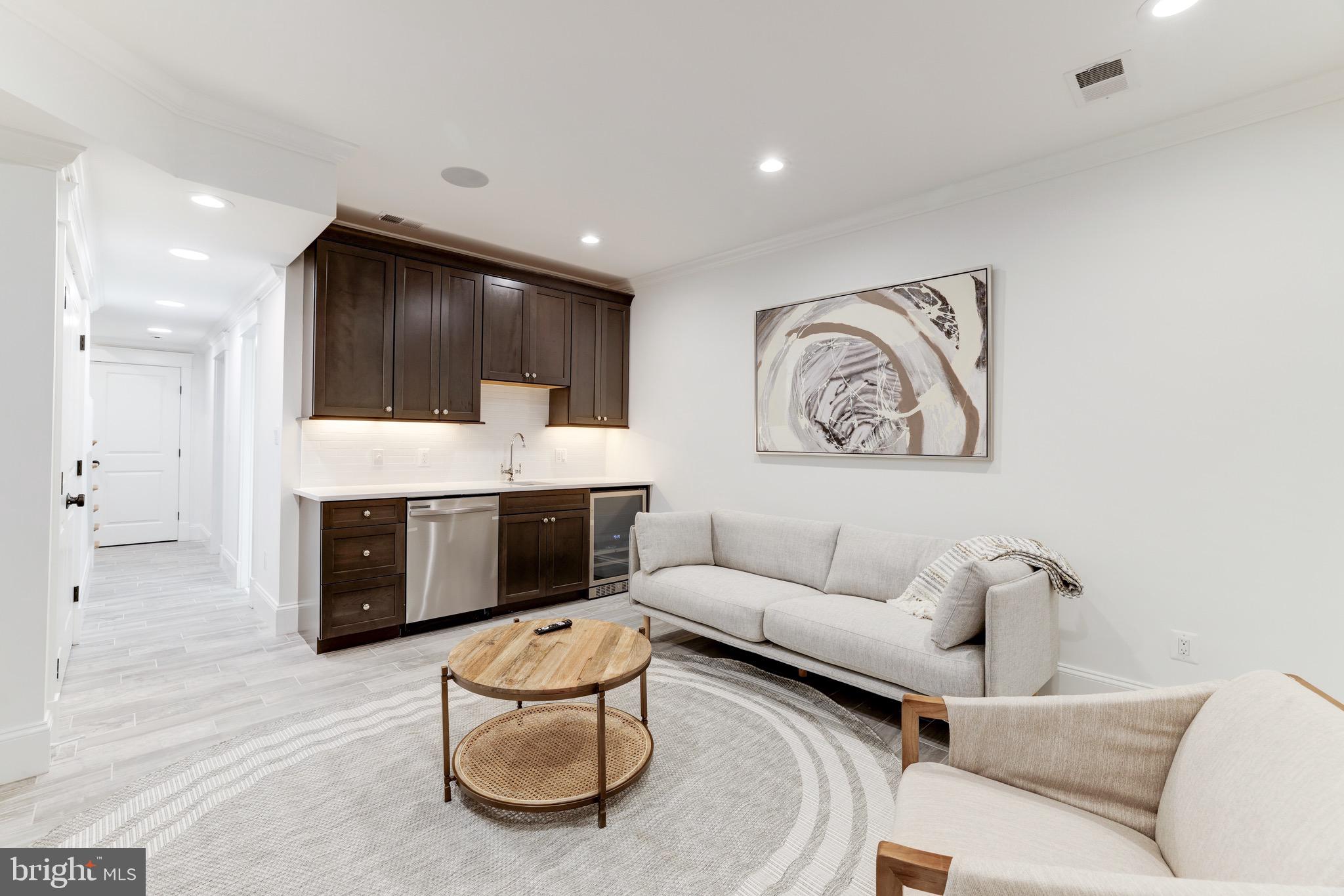 1415 Princess Street Alexandria, VA 22314 - Photo 56 of 63 a living room with furniture and a large window