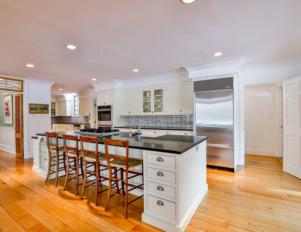 610 Cheese Spring Road New Canaan, CT 06840 - Photo 5 of 23 HL5D3077