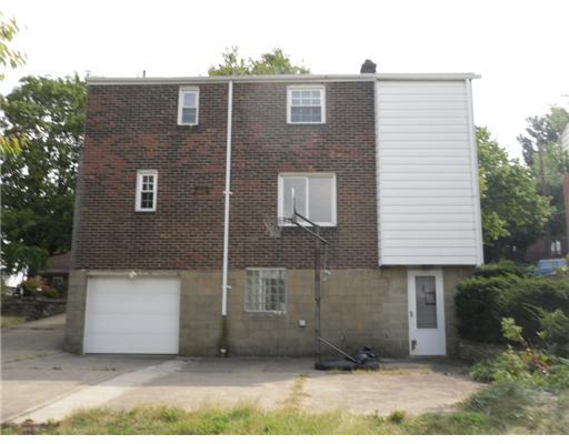 541 Highview Road Pittsburgh, PA 15234 - Photo 2 of 18 Exterior Back.