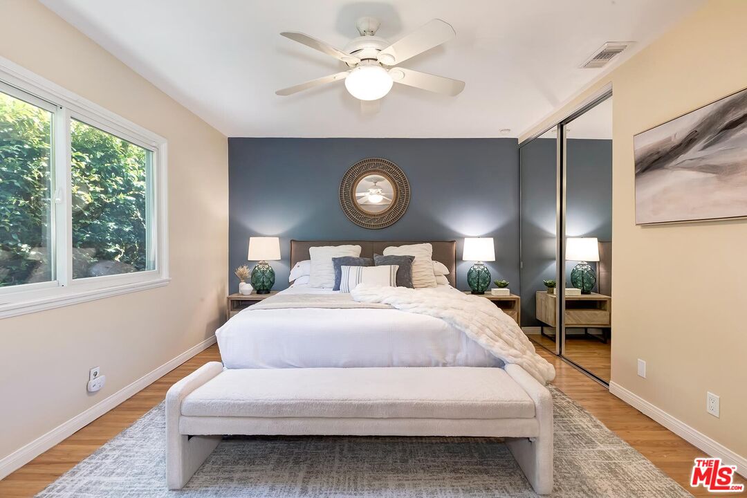 11637 Charnock Road Los Angeles, CA 90066 - Photo 16 of 28 Gallery Image 16