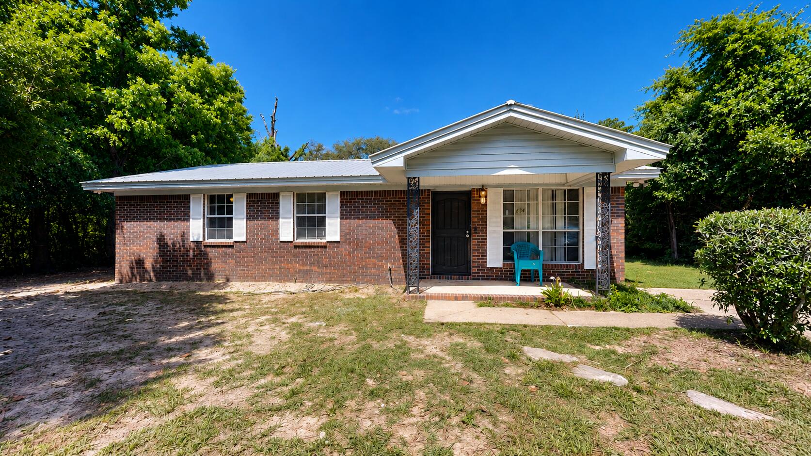 834 McDonald Street Crestview, FL 32536 - Photo 31 of 35 Front