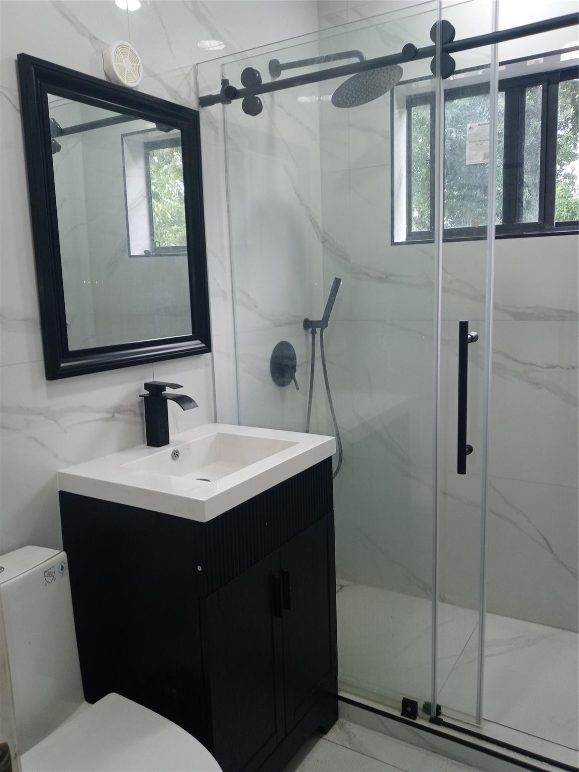 Undisclosed Address Miami, FL 33168 - Photo 4 of 6 Photo 4