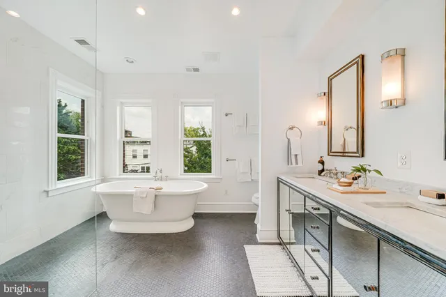 $1,295,000 | 23 N Street Northwest, Washington, DC 20001