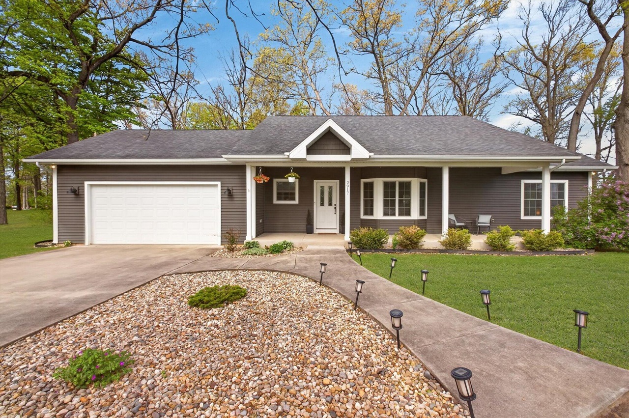 2917 White Oaks Ridge Buchanan, MI 49107 - Photo 2 of 55