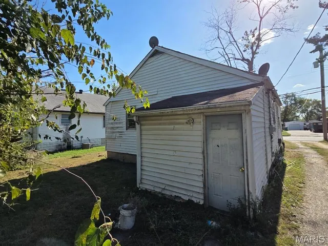 $68,000 | 779 Mildred Avenue, Unit FRONT AND REAR HOUSE, Cahokia, IL 62206