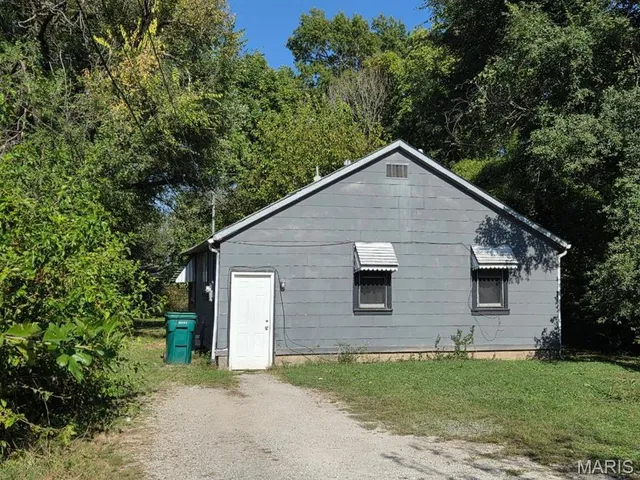 $68,000 | 779 Mildred Avenue, Unit FRONT AND REAR HOUSE, Cahokia, IL 62206