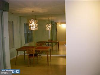 71107 Delaire Landing Road, Unit 107 Philadelphia, PA 19114 - Photo 8 of 12 Dining Room