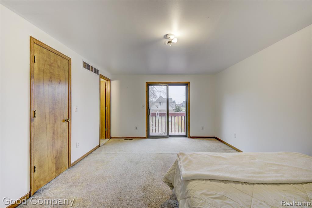 38092 Westchester Road Sterling Heights, MI 48310 - Photo 32 of 53