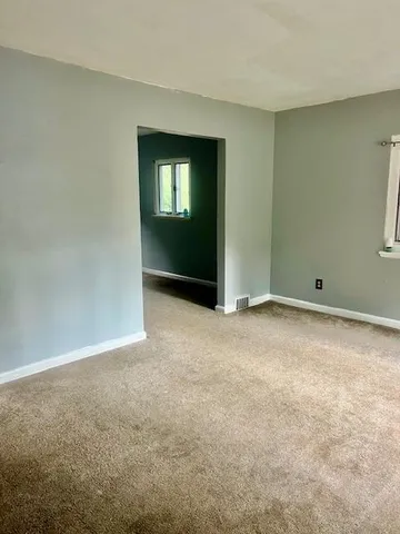 $1,500 | 368 Anawanda Avenue, Pittsburgh, PA 15228