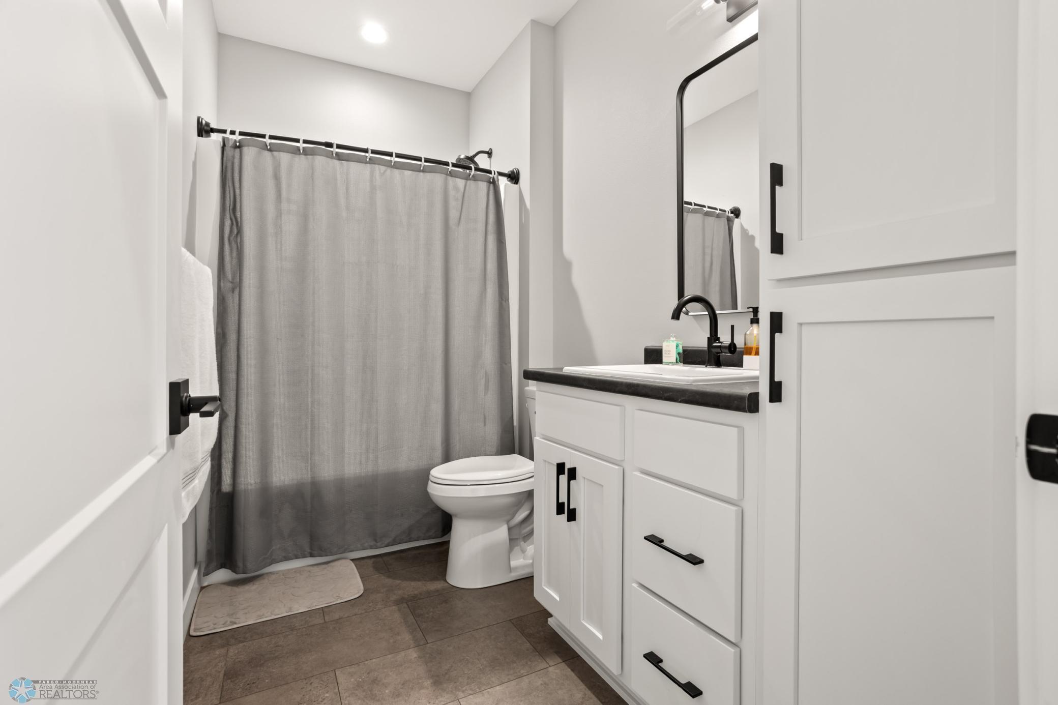 428 Audrey Drive Mapleton, ND 58059 - Photo 11 of 55