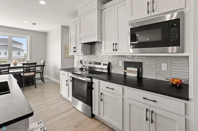 $594,900 | 428 Audrey Drive, Mapleton, ND 58059