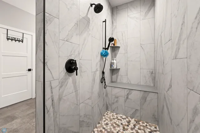 $594,900 | 428 Audrey Drive, Mapleton, ND 58059