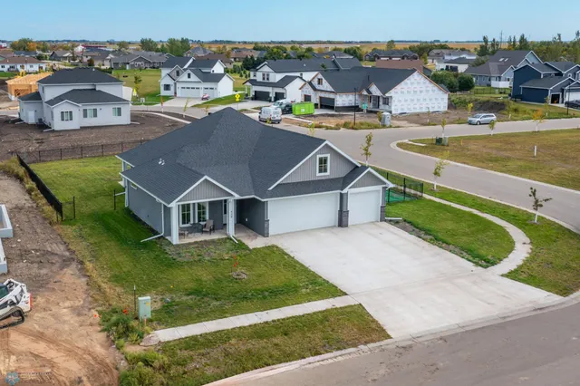 $594,900 | 428 Audrey Drive, Mapleton, ND 58059
