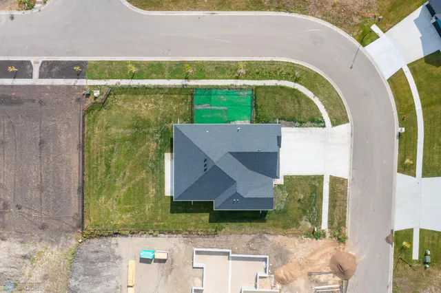 $594,900 | 428 Audrey Drive, Mapleton, ND 58059