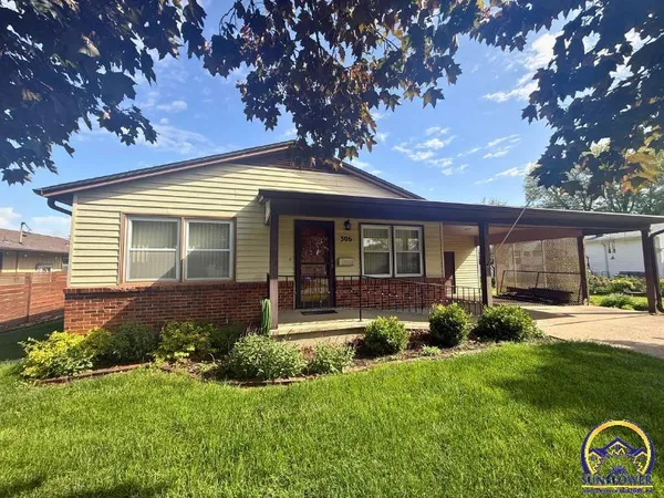 $149,000 | 306 Osage Avenue, Hiawatha, KS 66434