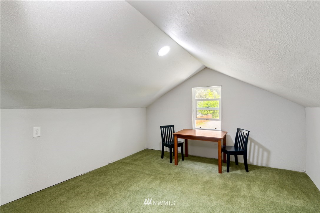 2445 Erlands Point Road Northwest Bremerton, WA 98312 - Photo 24 of 39 Gallery Image 24