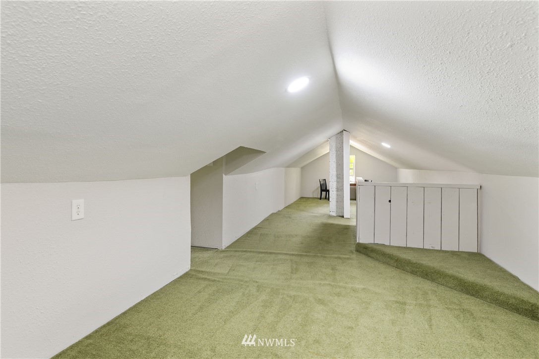 2445 Erlands Point Road Northwest Bremerton, WA 98312 - Photo 25 of 39 Gallery Image 25