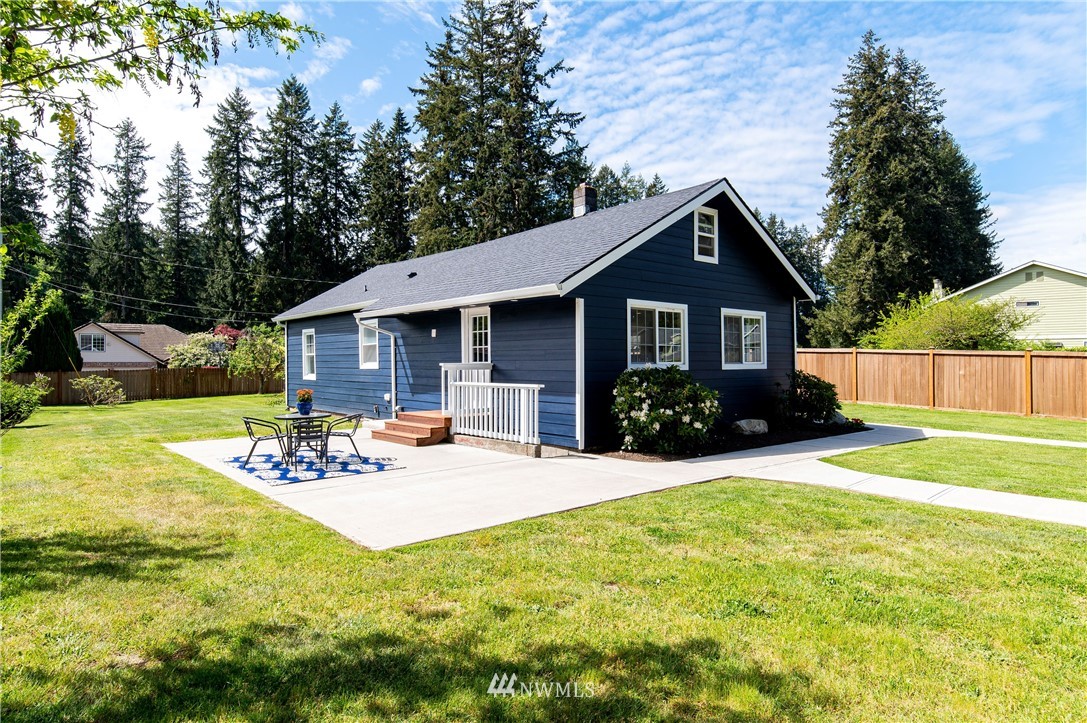 2445 Erlands Point Road Northwest Bremerton, WA 98312 - Photo 31 of 39 Gallery Image 31