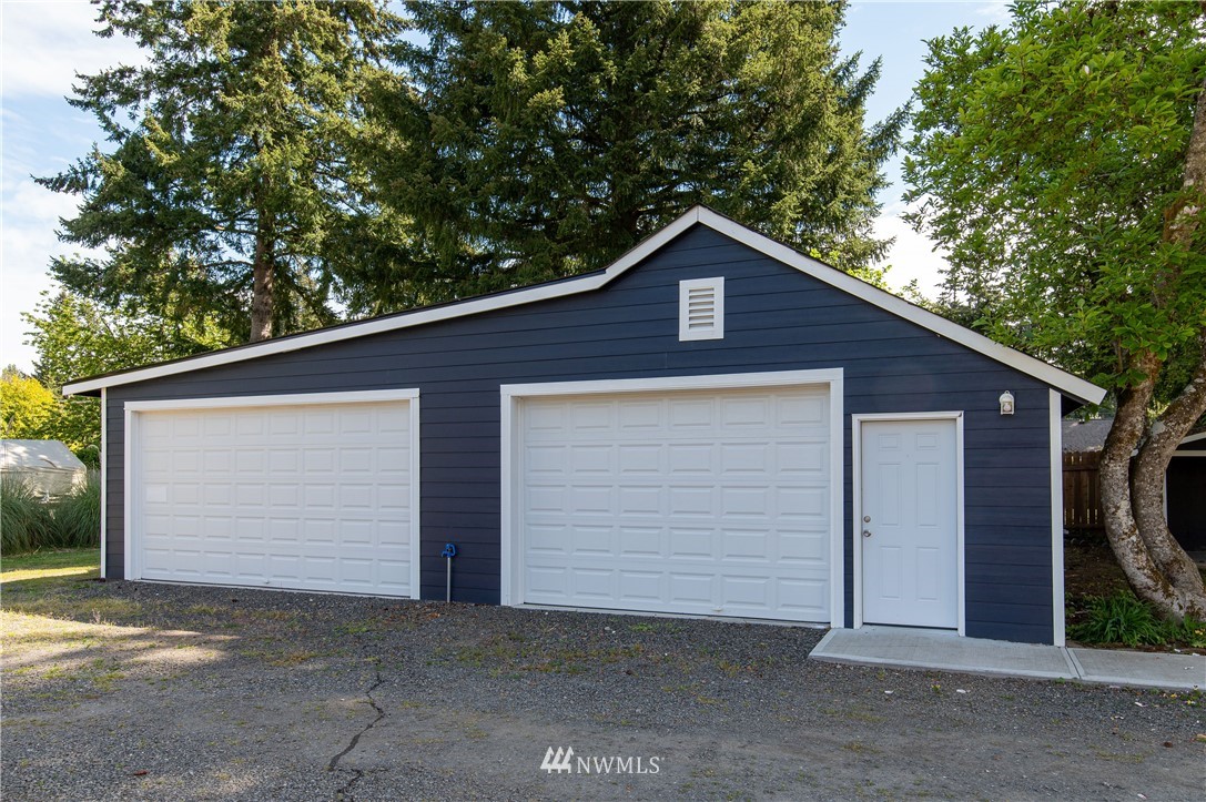 2445 Erlands Point Road Northwest Bremerton, WA 98312 - Photo 32 of 39 Gallery Image 32