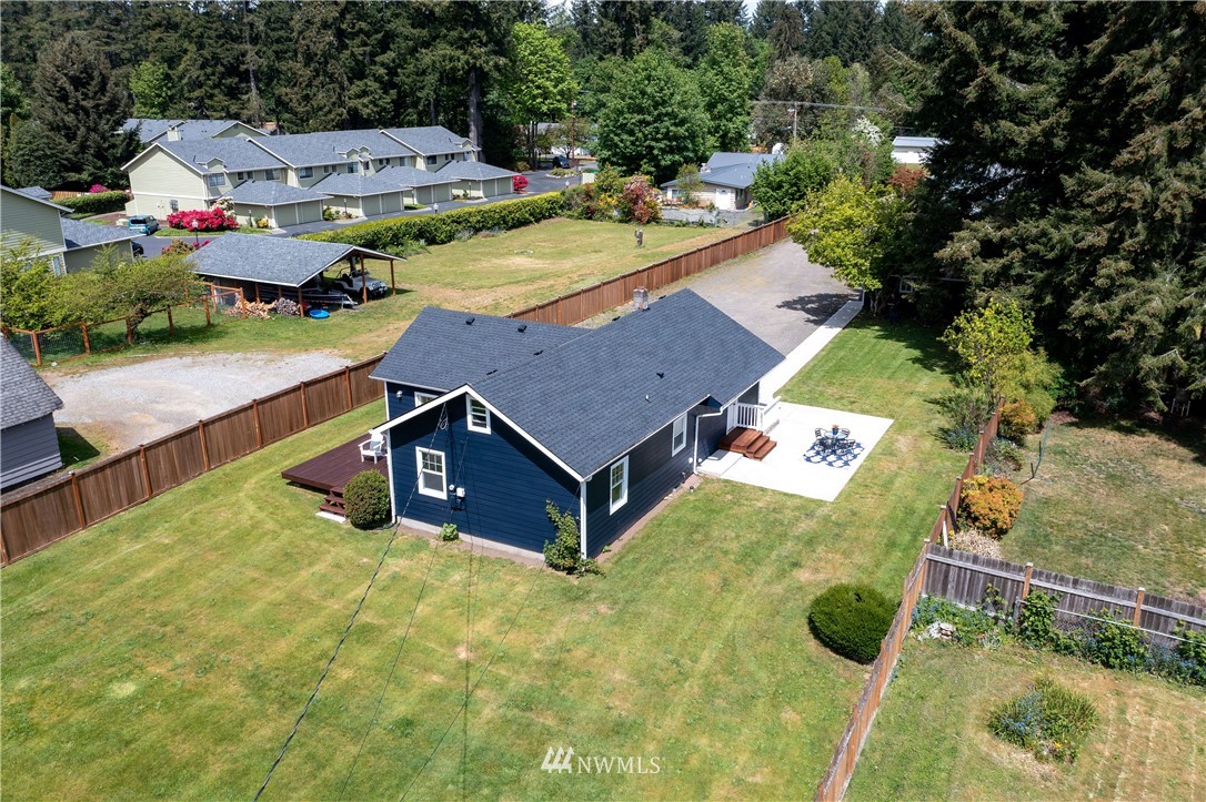 2445 Erlands Point Road Northwest Bremerton, WA 98312 - Photo 35 of 39 Gallery Image 35