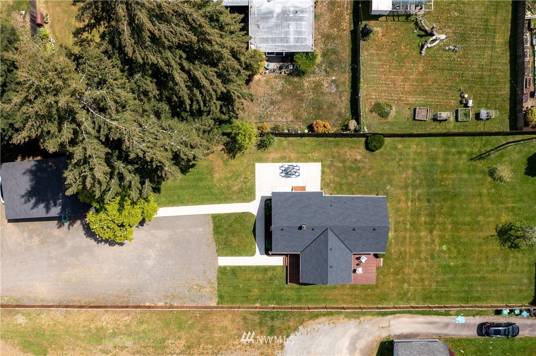 2445 Erlands Point Road Northwest Bremerton, WA 98312 - Photo 37 of 39 Gallery Image 37
