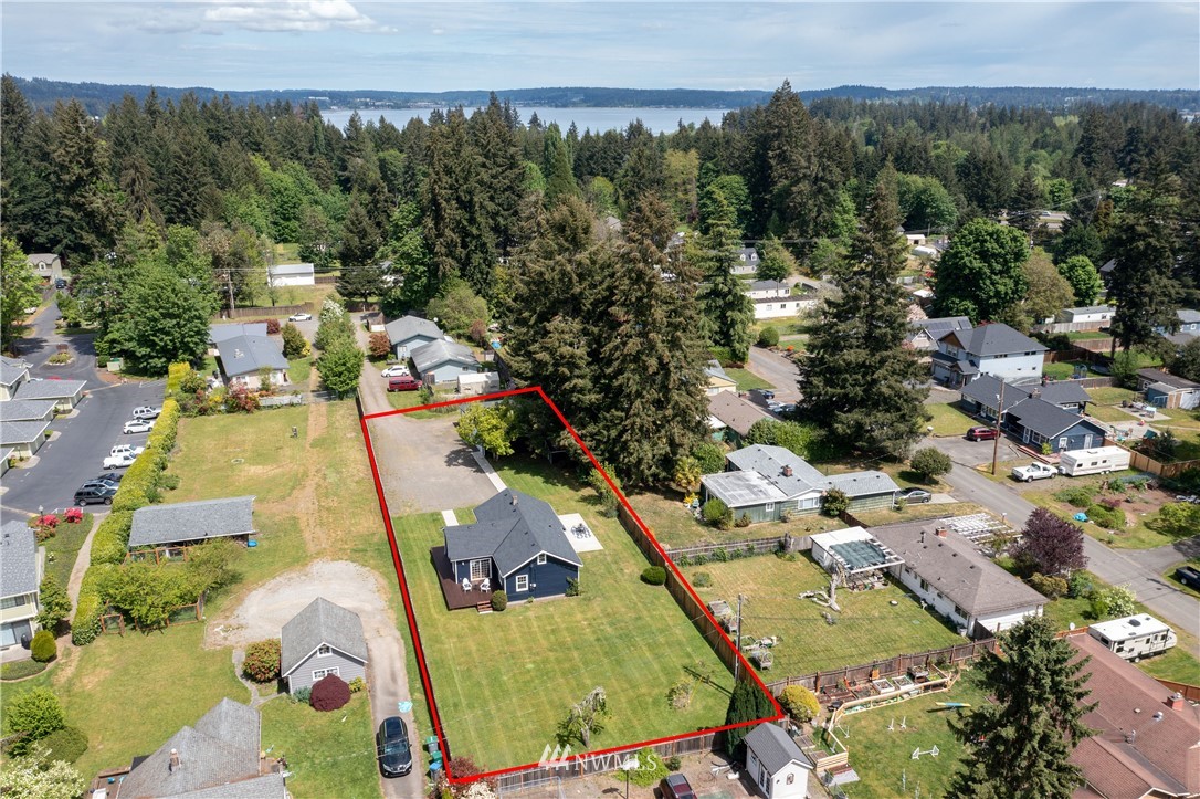 2445 Erlands Point Road Northwest Bremerton, WA 98312 - Photo 38 of 39 Gallery Image 38