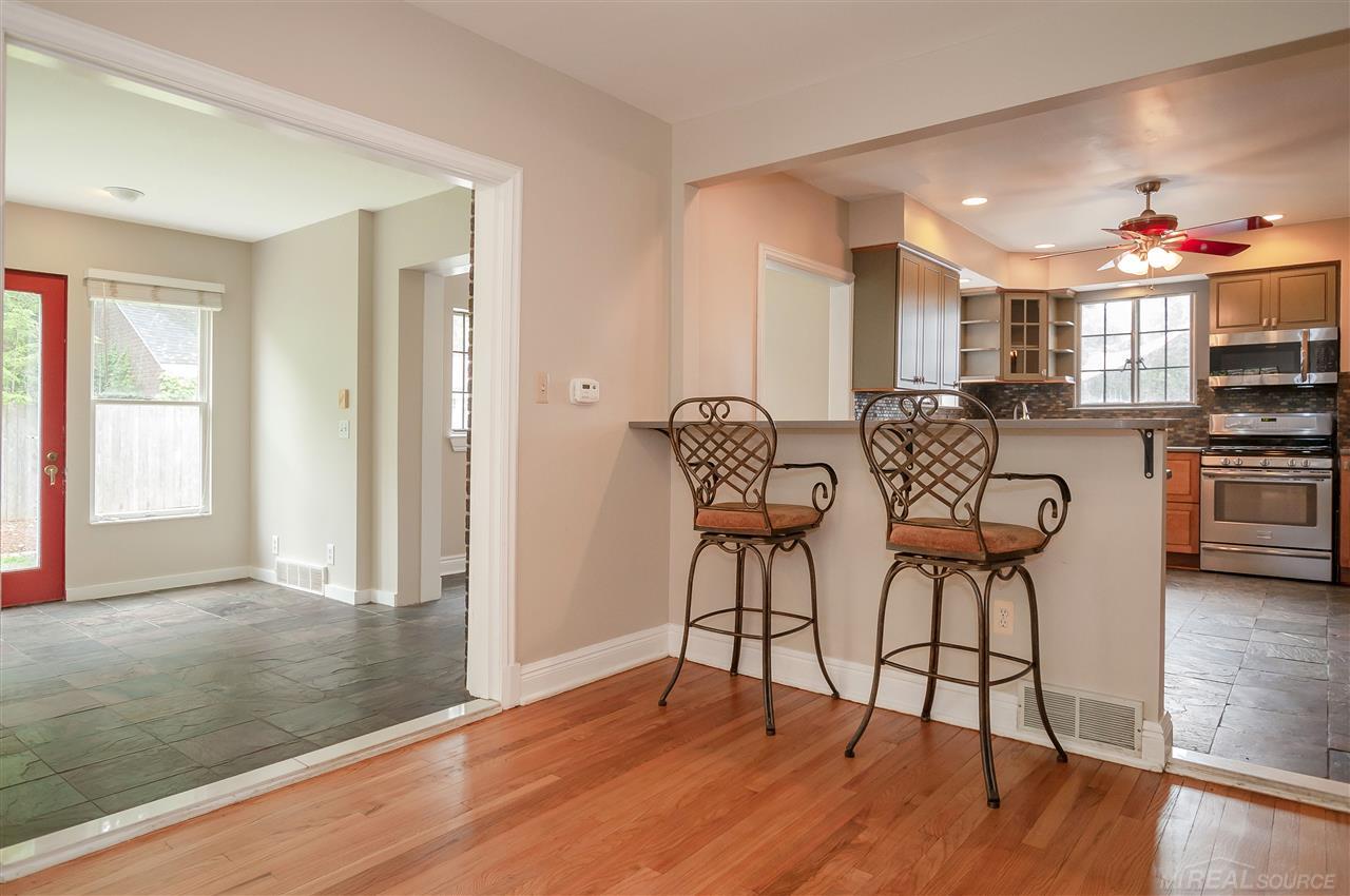 1311 Bishop Road Grosse Pointe Park, MI 48230 - Photo 11 of 40