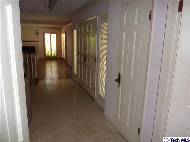 Undisclosed Address Pasadena, CA 91105 - Photo 11 of 50