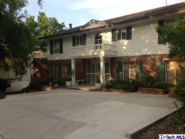 Undisclosed Address Pasadena, CA 91105 - Photo 5 of 50 a front view of a house