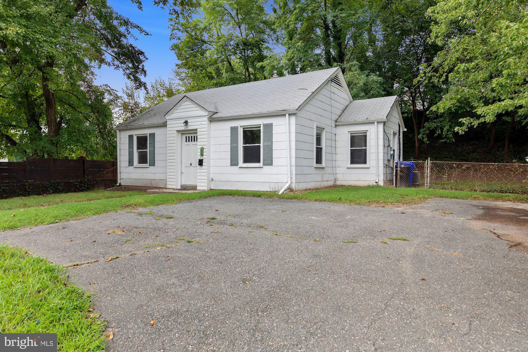 2901 Randolph Road Silver Spring, MD 20902 - Photo 2 of 23 Exterior Front with Driveway