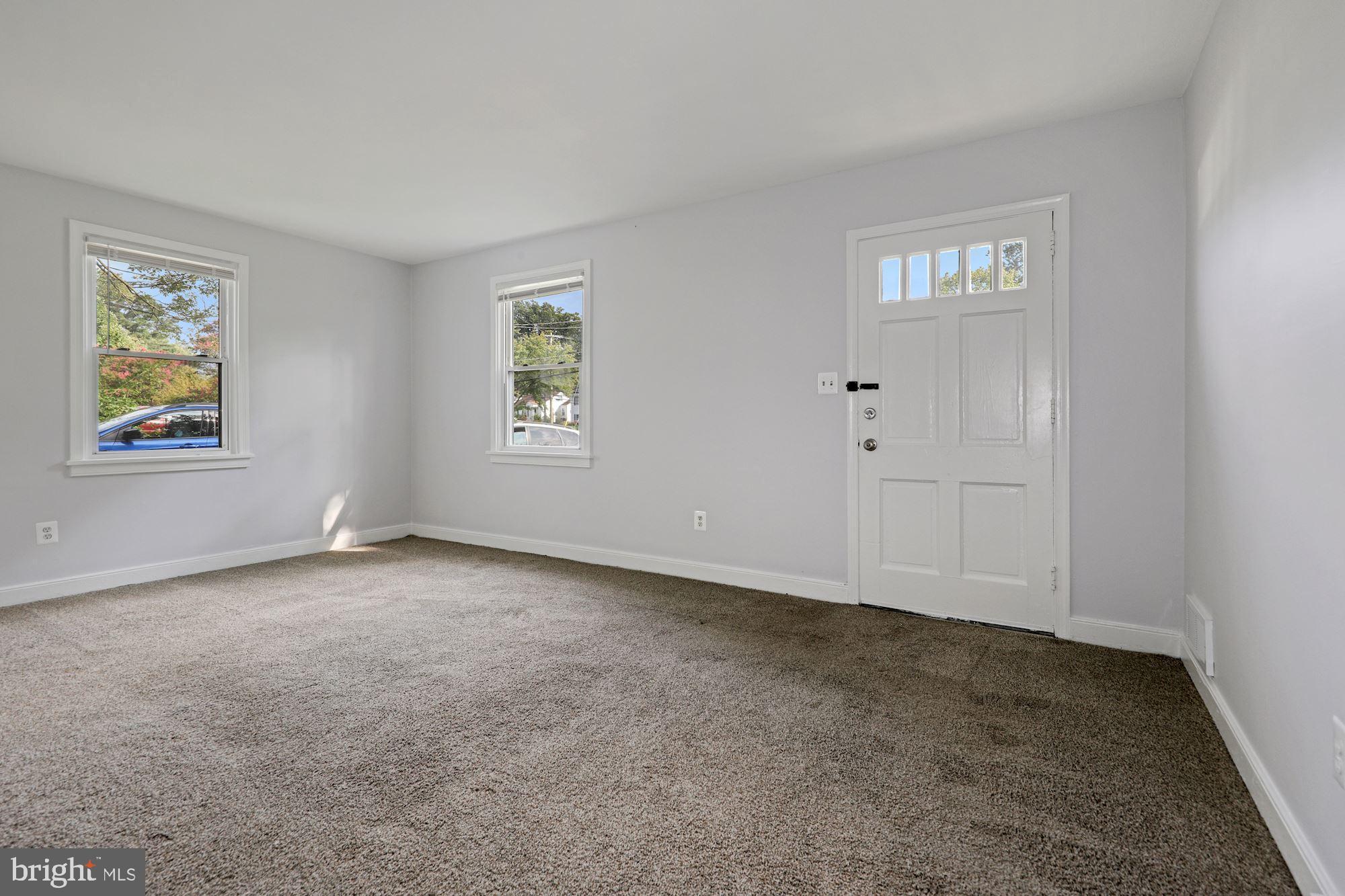 2901 Randolph Road Silver Spring, MD 20902 - Photo 6 of 23 Living Room