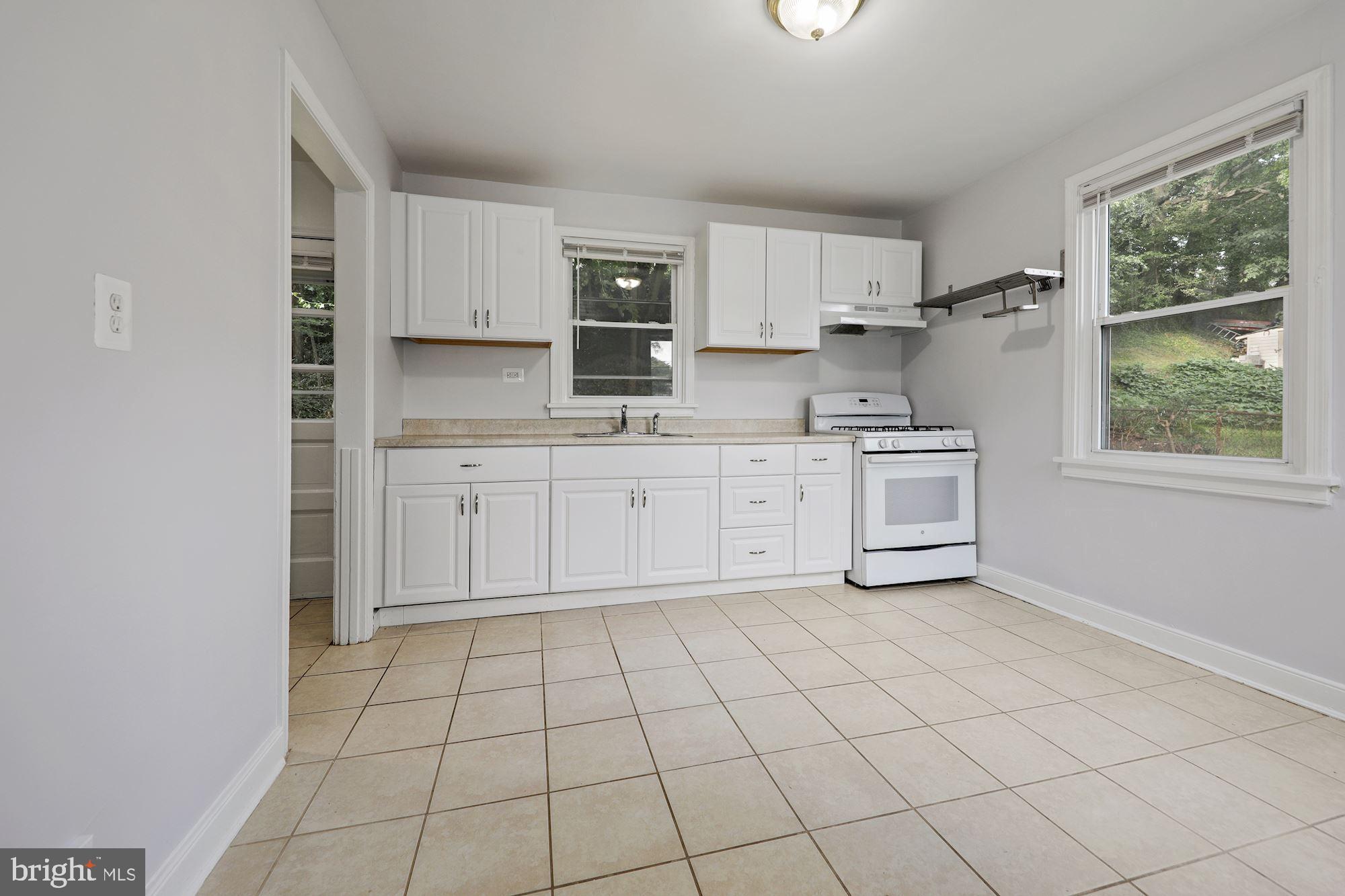2901 Randolph Road Silver Spring, MD 20902 - Photo 10 of 23 Kitchen