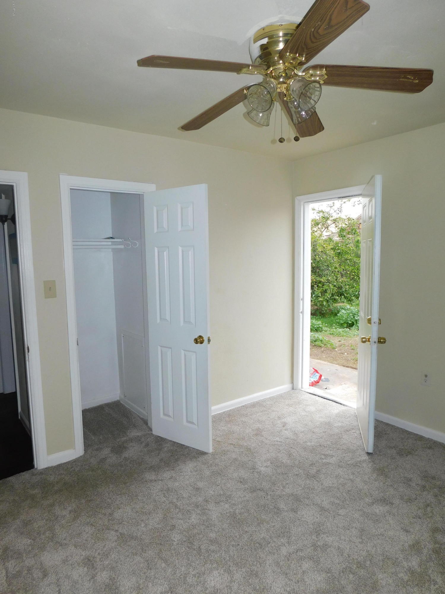 1920 West Monte Vista Road Phoenix, AZ 85009 - Photo 28 of 91 DSCN1995