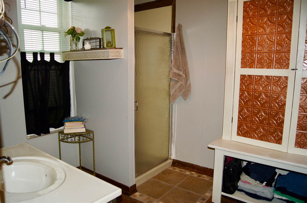129 East 14th Street Rochester, IN 46975 - Photo 16 of 24 Gallery Image 16