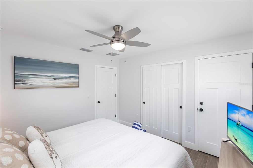 6020 Midnight Pass Road, Unit 27 Sarasota, FL 34242 - Photo 17 of 23